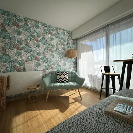 Cosy Avec Vue Sur L'ocean דירה *