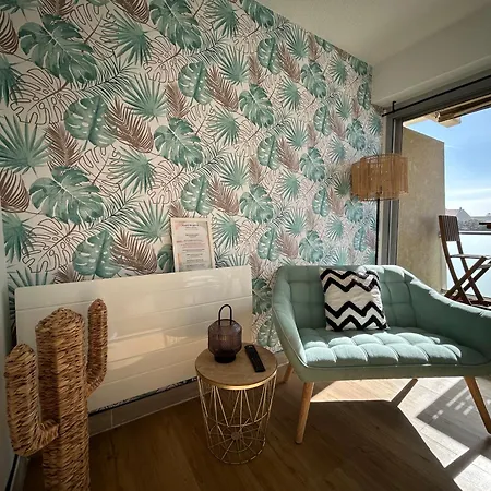 Cosy Avec Vue Sur L'ocean דירה